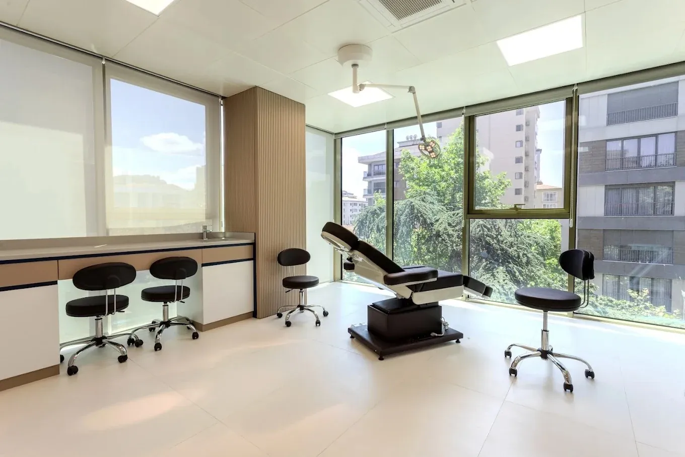 Pure Line Clinic interior